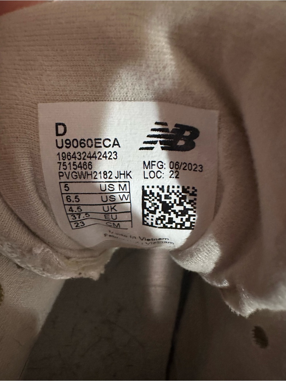 New Balance 9060 Neutral White and Grey Athletic Sneakers - Picture 10 of 11